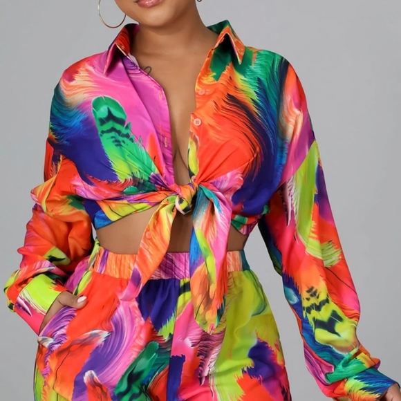 Short Set - Picture 1 of 2